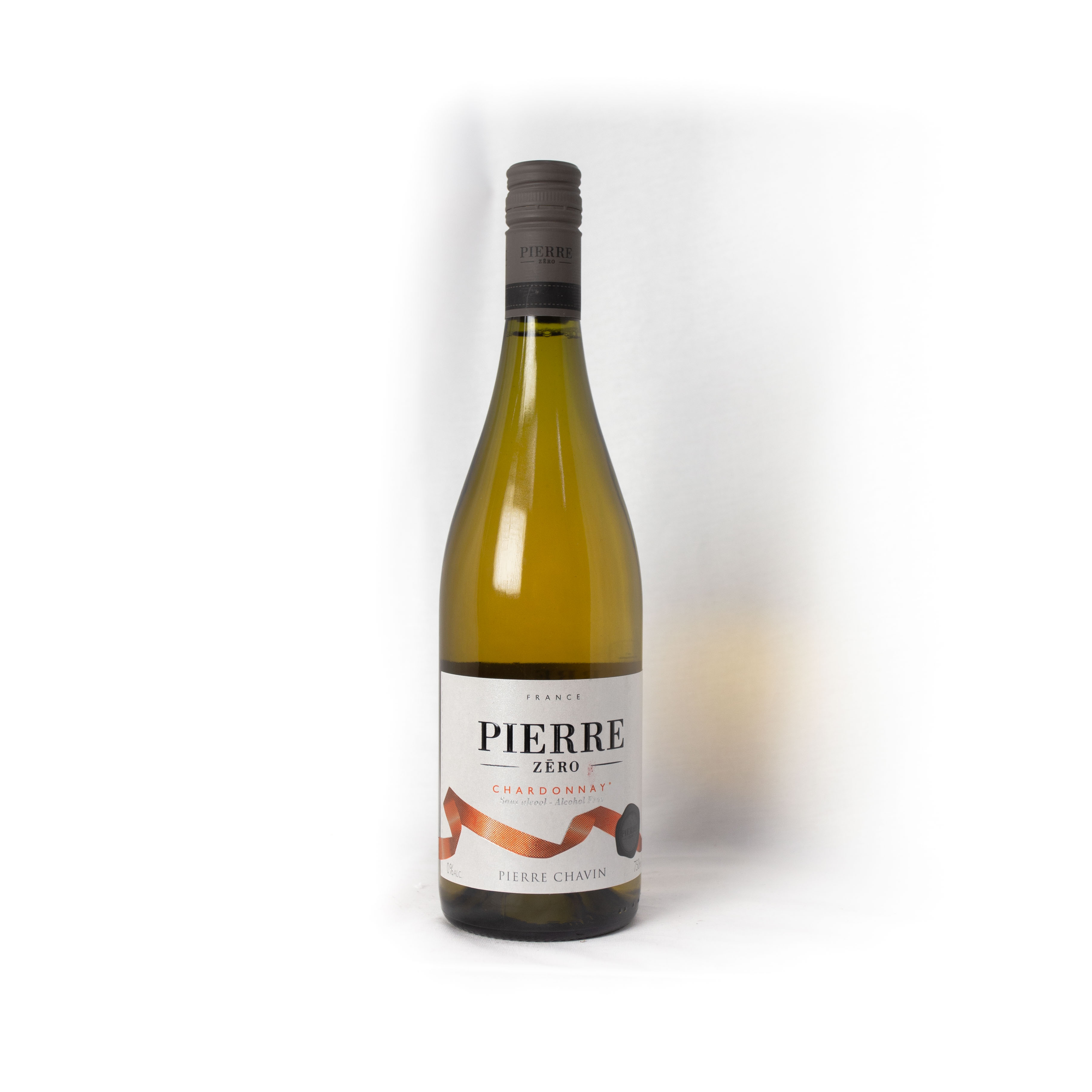 Вино Pierre Zero Chardonnay безалкогольное 0.7L